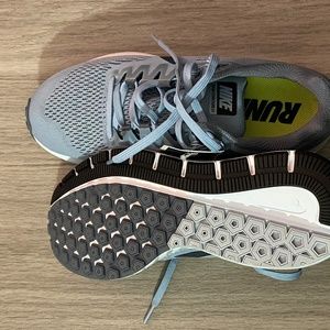 NIke Sneakers NWT Runner Sport